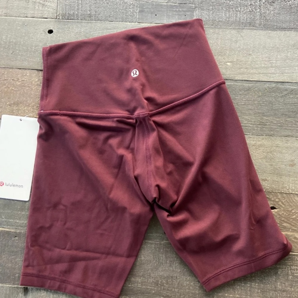 ** SOLD ** NWT Lululemon Align Shorts 4 - Picture 4 of 5